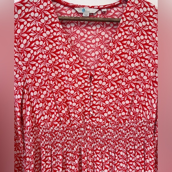 Boden Susannah Smocked Long Sleeve Midi Dress in Cherry Red, Berry Print, 8R - Picture 5 of 14
